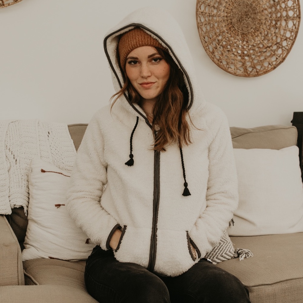 American Eagle Fuzzy Jacket